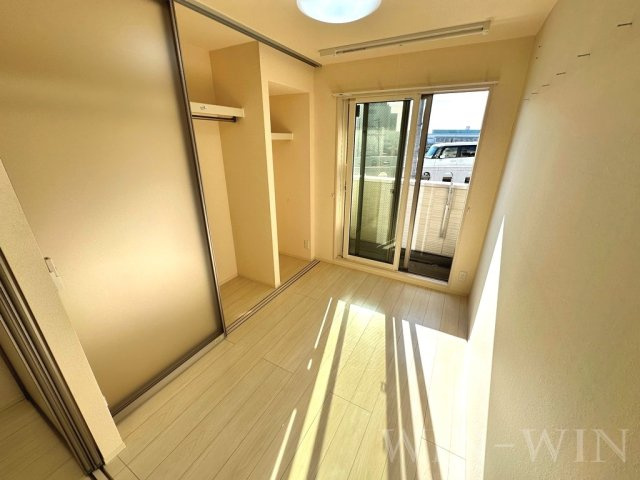 D-room kumeの寝室