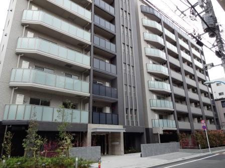 スカイコートヒルズ北新宿の外観