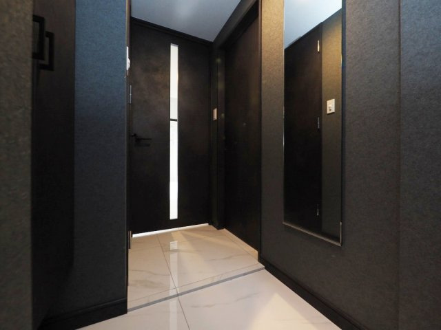 S-RESIDENCE難波西alterの玄関