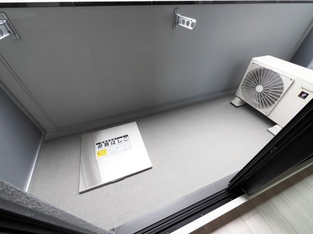 S-RESIDENCE難波西alterのバルコニー