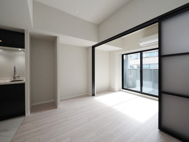 S-RESIDENCE難波西alterの居間・リビング