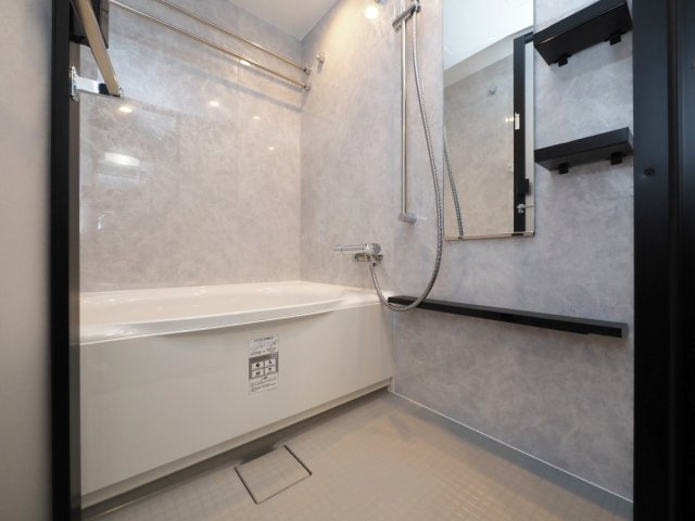 S-RESIDENCE難波西alterの浴室
