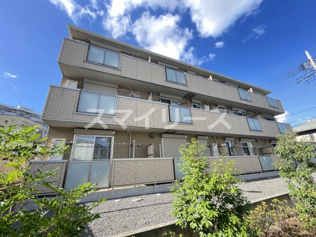 クレシアコートの外観