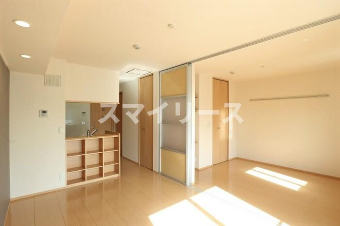 クレシアコートの居間・リビング