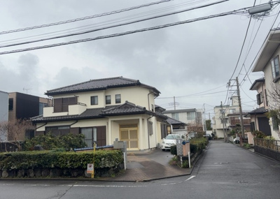 【展望】 | メゾンドクレディ | 眺望を気にして物件を探す場合、前面に建物が建っていないか現地で確認しましょう！前面に建物があると景色はもちろん、日当たりや風通しにも影響が出てきます。住んだ時のことを想像しながら現地見学をしましょう。