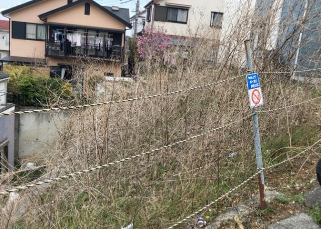 【外観】 | 土地の面積＝住宅面積ではありません。建ぺい率の問題などで、土地のある場所によって住宅を建てられる面積は限られています。高さもしかり、「土地」という言葉の中には、建築条件も含まれると考えておきましょう。