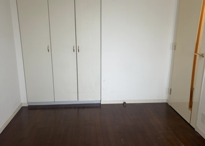 【子供部屋】 | サンクレイドル橋本 | 子供が何人でも年齢によっては、受験時にしっかり壁のある個室があった方が良い場合もあります。難しい問題ですが、兄弟の人数や、性別や年齢差によって状況が異なりますので、数年後のこともしっかり考えましょう。