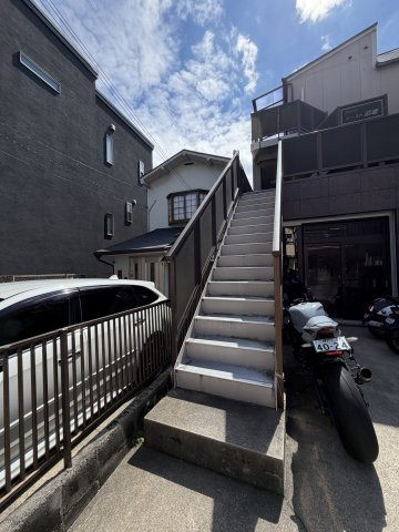 ハイツイースト須磨の駐車場