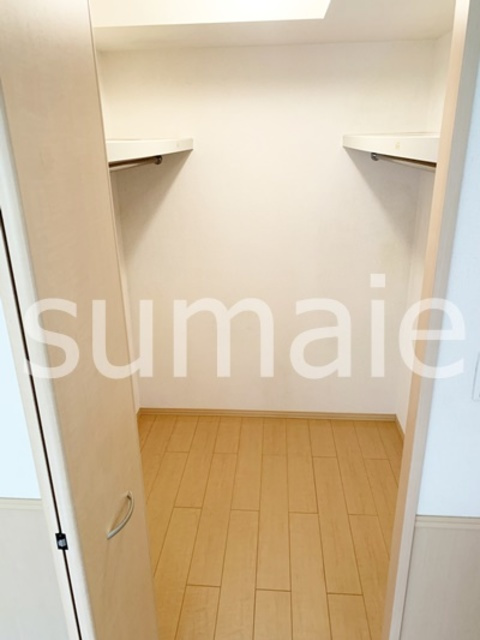 ウィスタリア　Cの収納|ウォークインクローゼット。