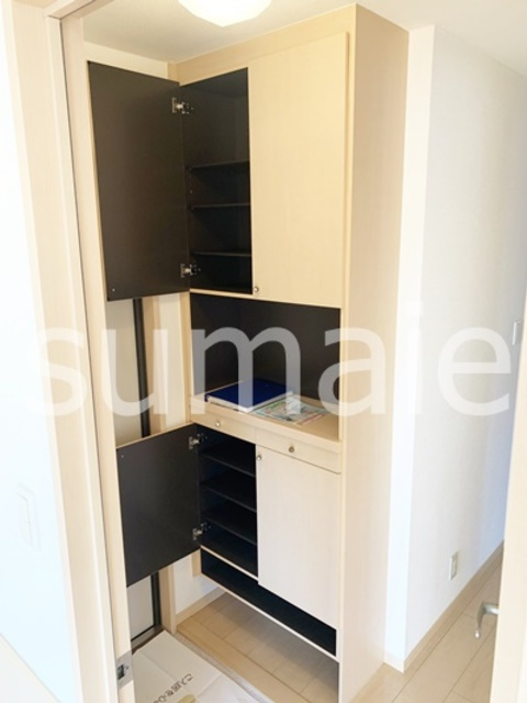 ウィスタリア　Cの収納|シューズボックス。