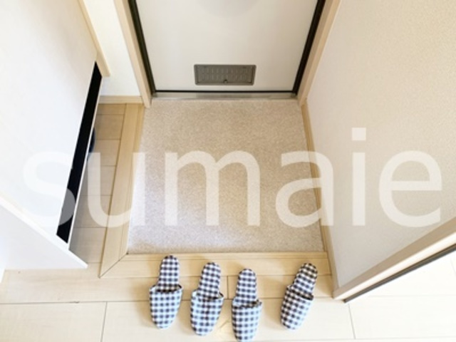 ウィスタリア　Cの玄関|玄関。