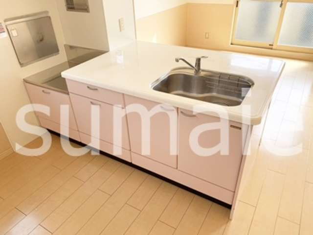 ウィスタリア　Cのキッチン|キッチンスペース。