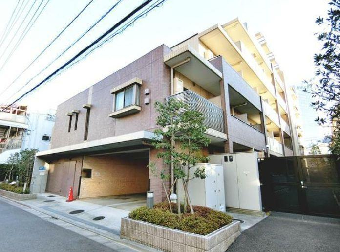メゾンカルム西新宿