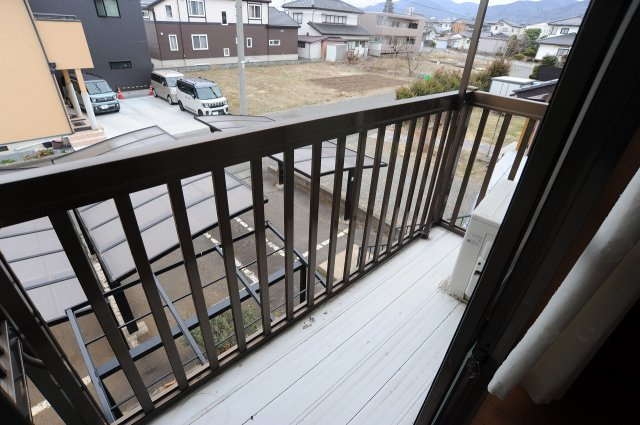 稲田２丁目　中古住宅のバルコニー