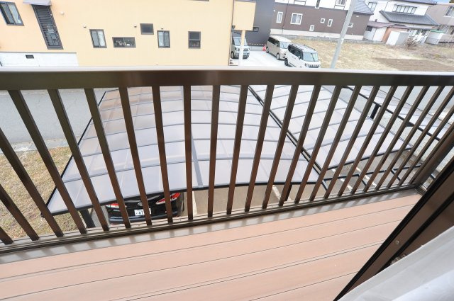 稲田２丁目　中古住宅のバルコニー