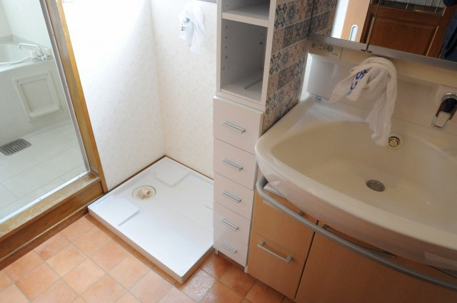 稲田２丁目　中古住宅の浴室