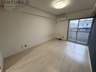 シャンブルド甲東園の居間