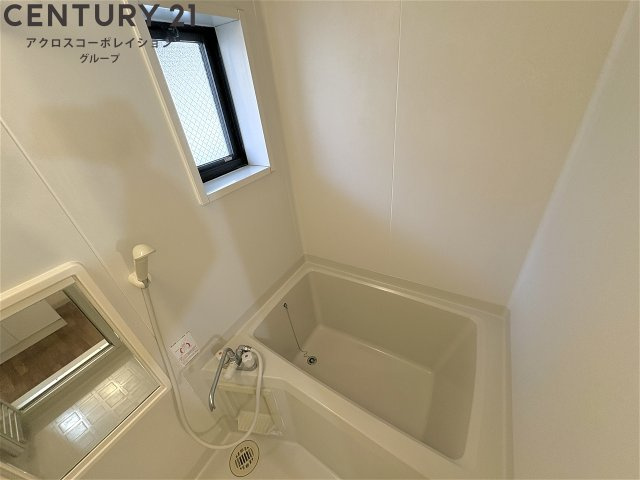 トイレとセパレートの浴室です♪