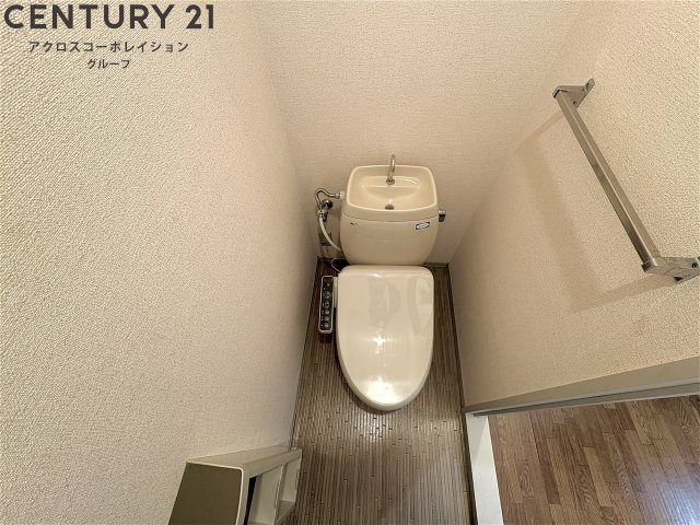 ゆったり落ち着けるトイレです♪