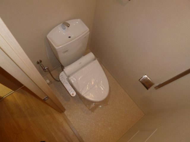 ウォシュレット付きのトイレです♪