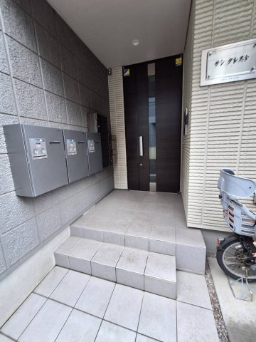 サン　クレストのエントランス