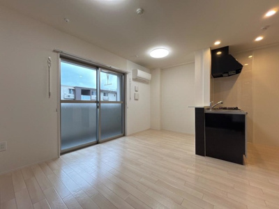 【居間・リビング】 | ユニヴァリィ県庁東