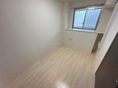 【寝室】 | ユニヴァリィ県庁東