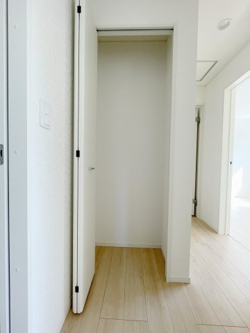 新築戸建・新築建売　白河市久田野第14　白河第四小・東北中の洋室