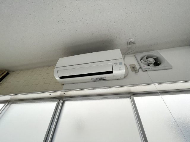 入野町6300-1店舗の設備|エアコン