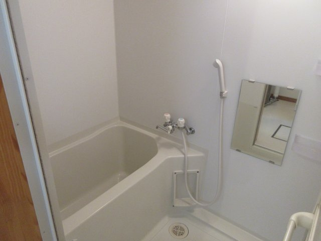 ヴィラ参番館の浴室