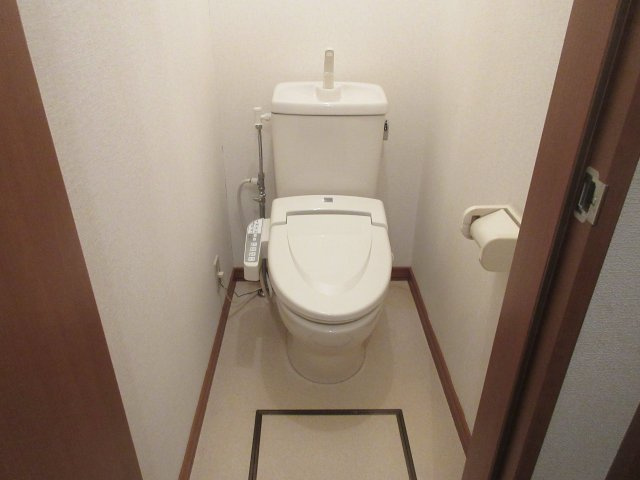 ヴィラ参番館のトイレ