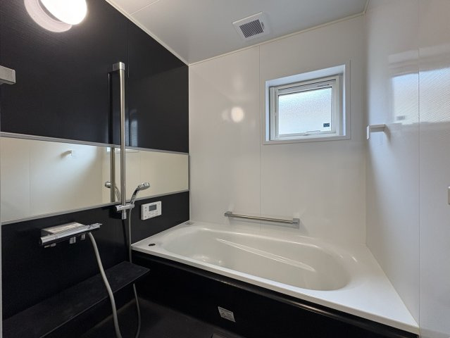  | 横手市八幡字上長田 中古戸建て住宅 2020年新築の3LDK間仕切り可物件 