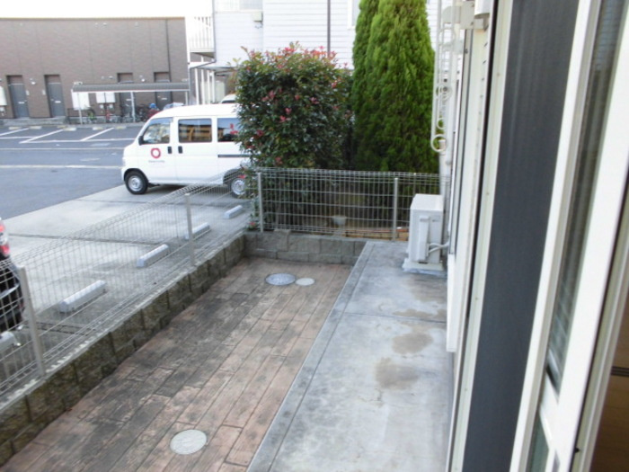 Ya-ECO Houseの庭
