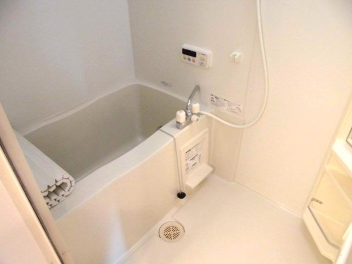 Ya-ECO Houseの浴室