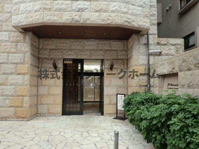 武蔵野市吉祥寺本町１丁目の賃貸マンションのエントランス