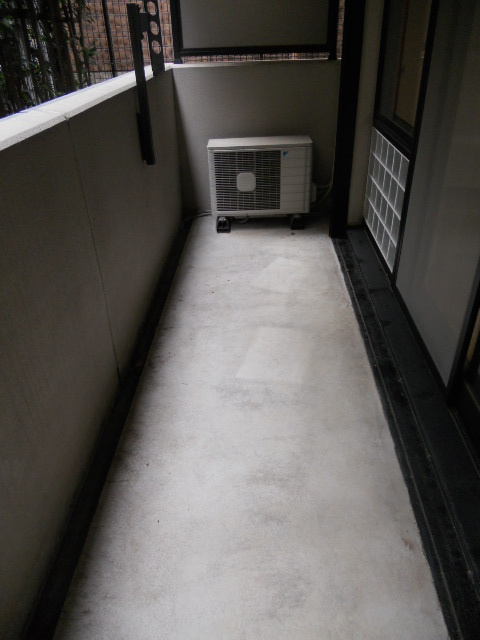 クレシェンドのバルコニー