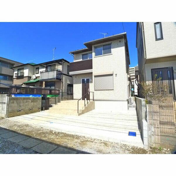 本中山３丁目貸家（Ⅱ）の駐車場