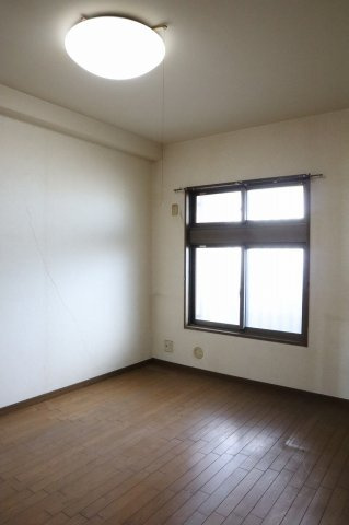 リッチ・de・川内3の洋室|洋室5.9帖