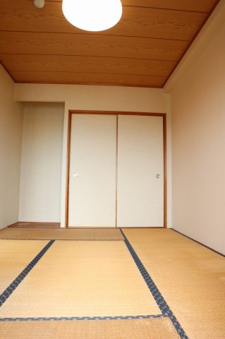 リッチ・de・川内3の和室