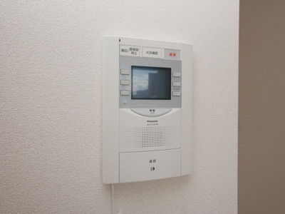 【セキュリティ】 | ファステート難波WESTパーク | モニター付きインターホンです