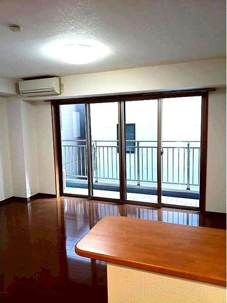 ルピナス泉の居間・リビング