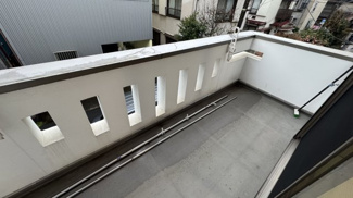 【バルコニー】 | 千駄木5丁目戸建 | 2F