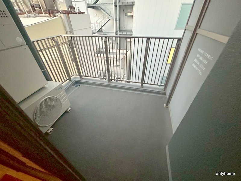 アーバネックス心斎橋　仲介手数料無料のバルコニー