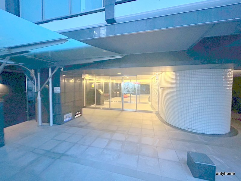 アーバネックス心斎橋　仲介手数料無料のエントランス
