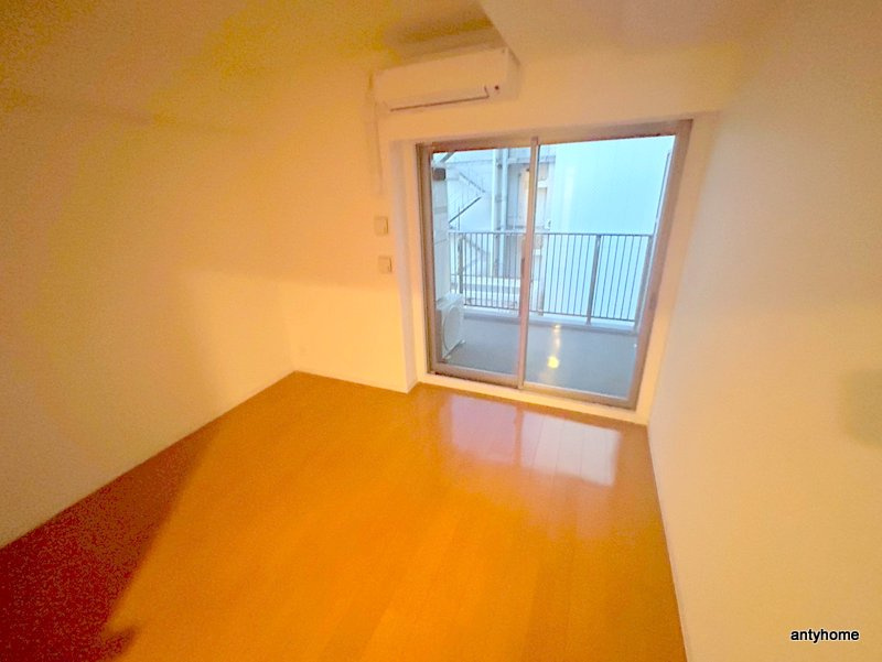 アーバネックス心斎橋　仲介手数料無料の居間・リビング