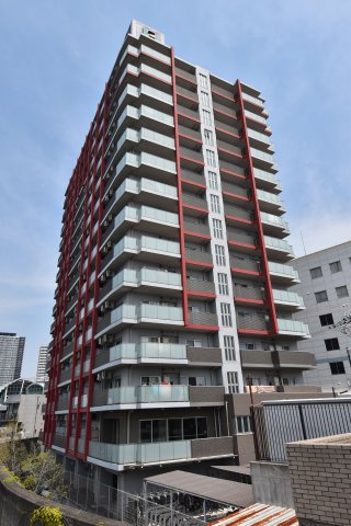 エステムプラザ難波WESTリバークロスの外観|おしゃれな外観です