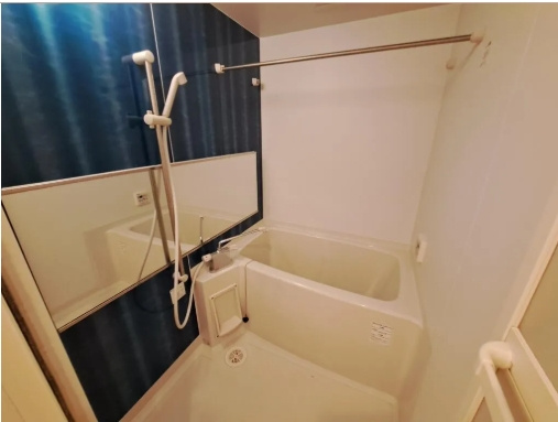 ミュプレ江坂の浴室