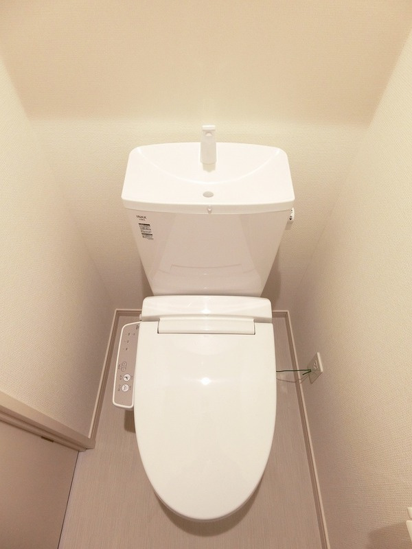 リブリ・Aura mareのトイレ|清潔感のあるトイレです