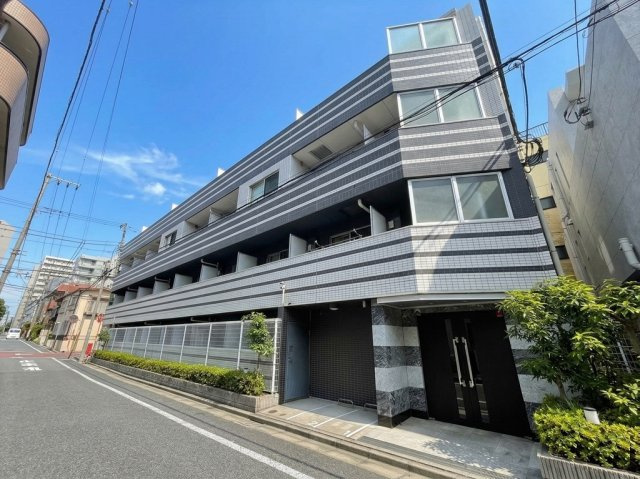 PREMIUM CUBE 中野新橋の外観