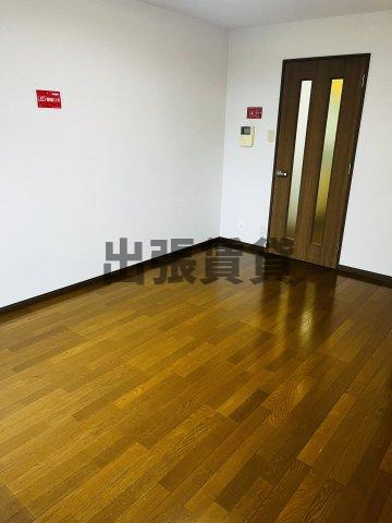 仲介手数料0円！レジデンス赤坂の居間・リビング